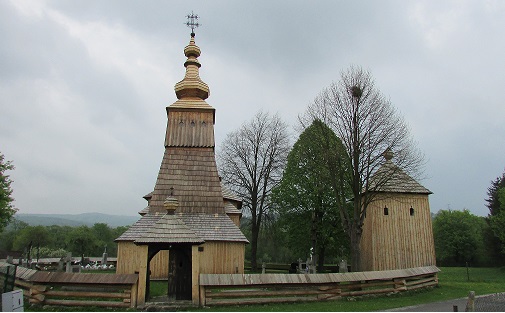drevený chrám sv. Michala Archanjela v Ladomírovej
